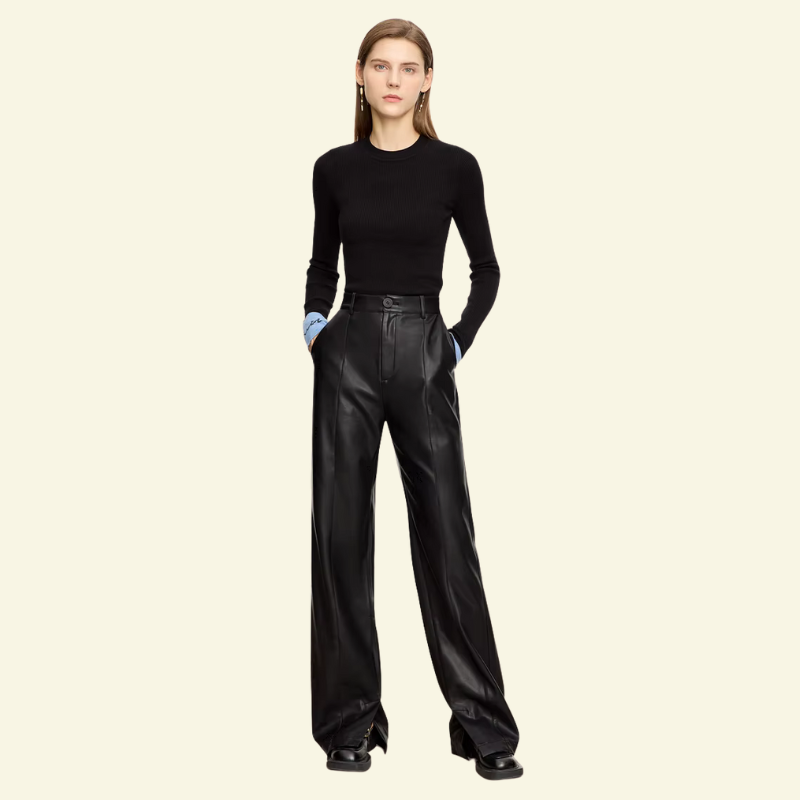 Czarne spodnie skórzane o prostych nogawkach, widok z boku ukazujący naturalny połysk materiału — Lubomirske