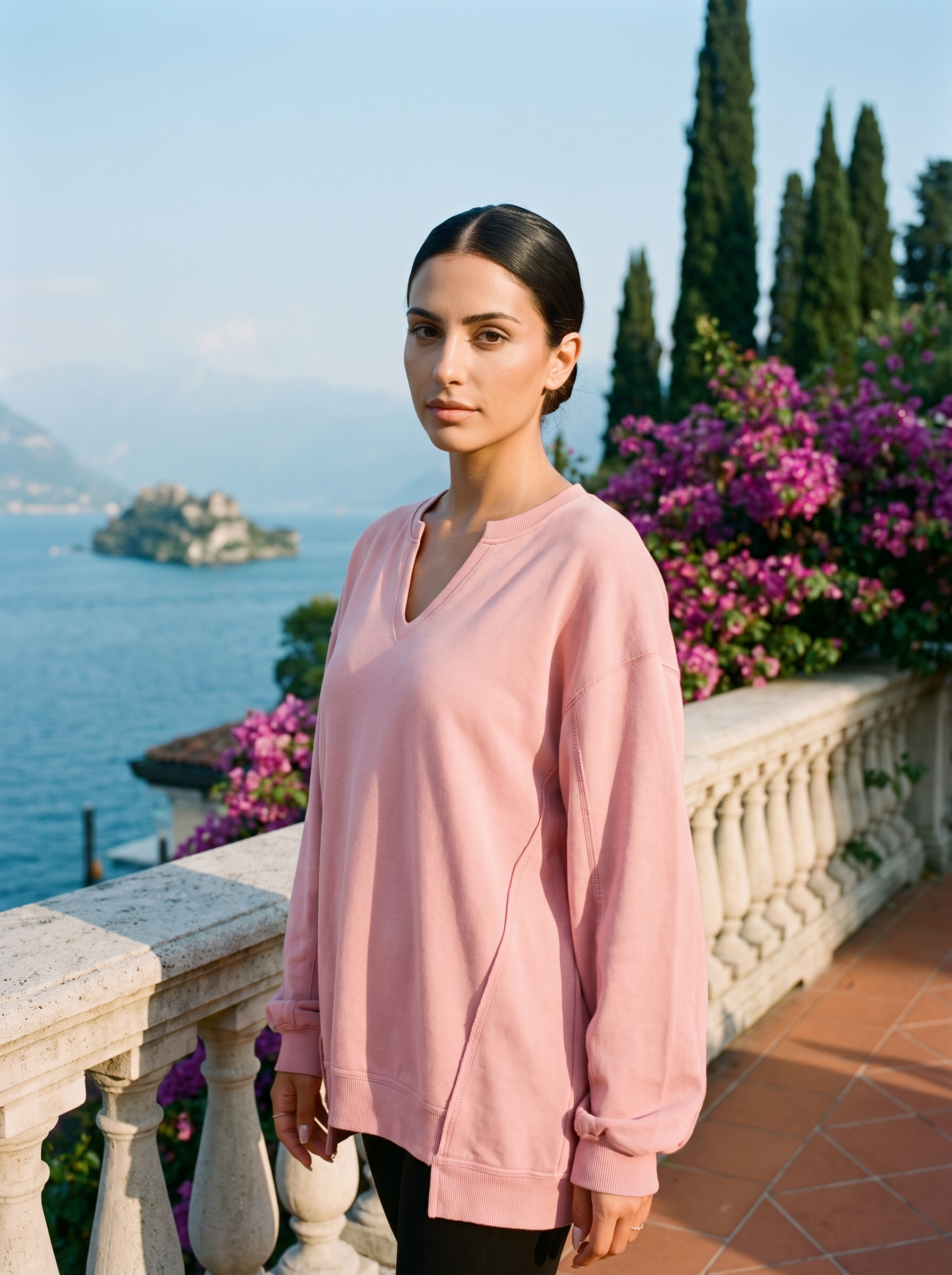 Loren | Oversize'owa Tunika-Bluza z Dekoltem V