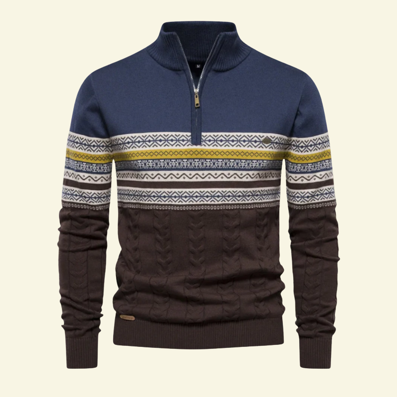 Ciemnoniebieski męski sweter z półgolfem i zamkiem, z białym i żółtym wzorem w pasy, ujęcie od przodu.