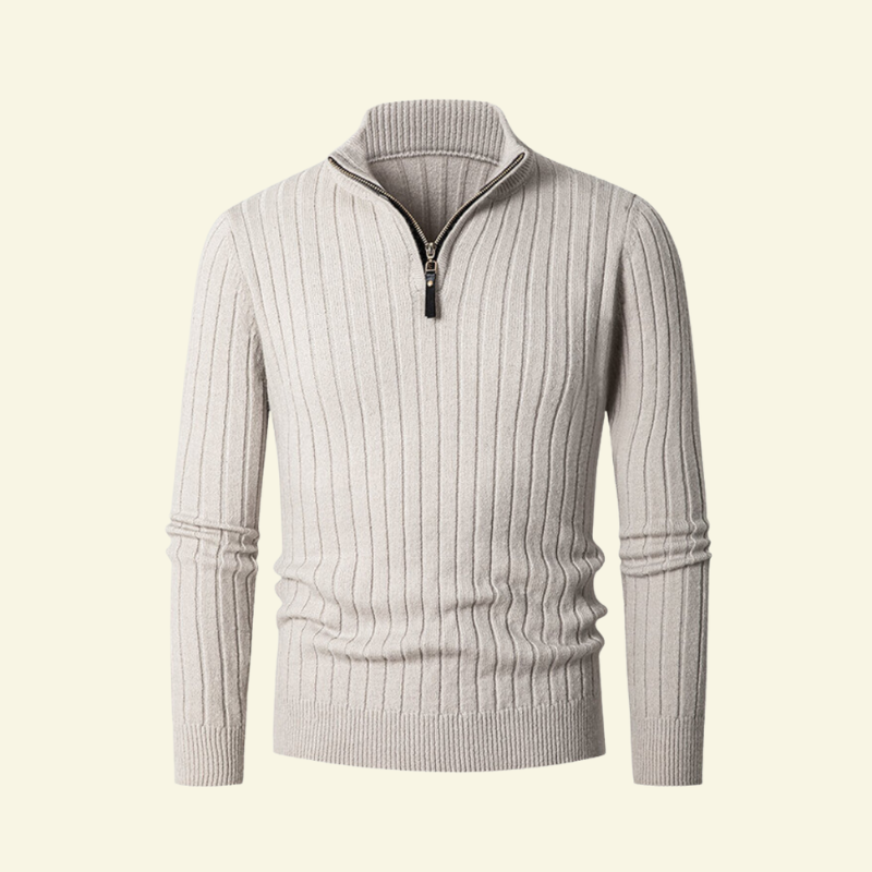 Kremowy męski sweter rozpinany z półgolfem, prążkowana dzianina, elegancki metaliczny zamek — zdjęcie frontowe produktu.