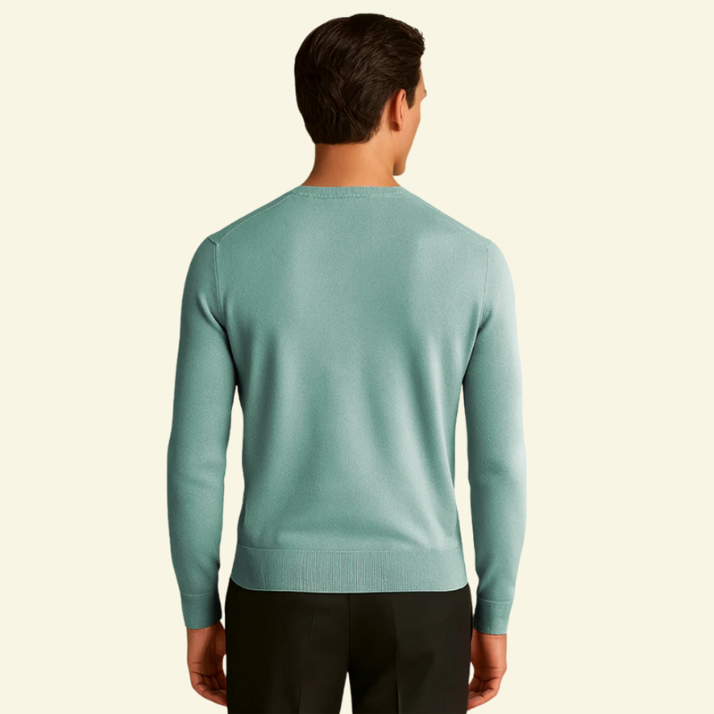 Wełniany sweter męski z tyłu, gładka faktura i lekki połysk tkaniny — Lubomirske