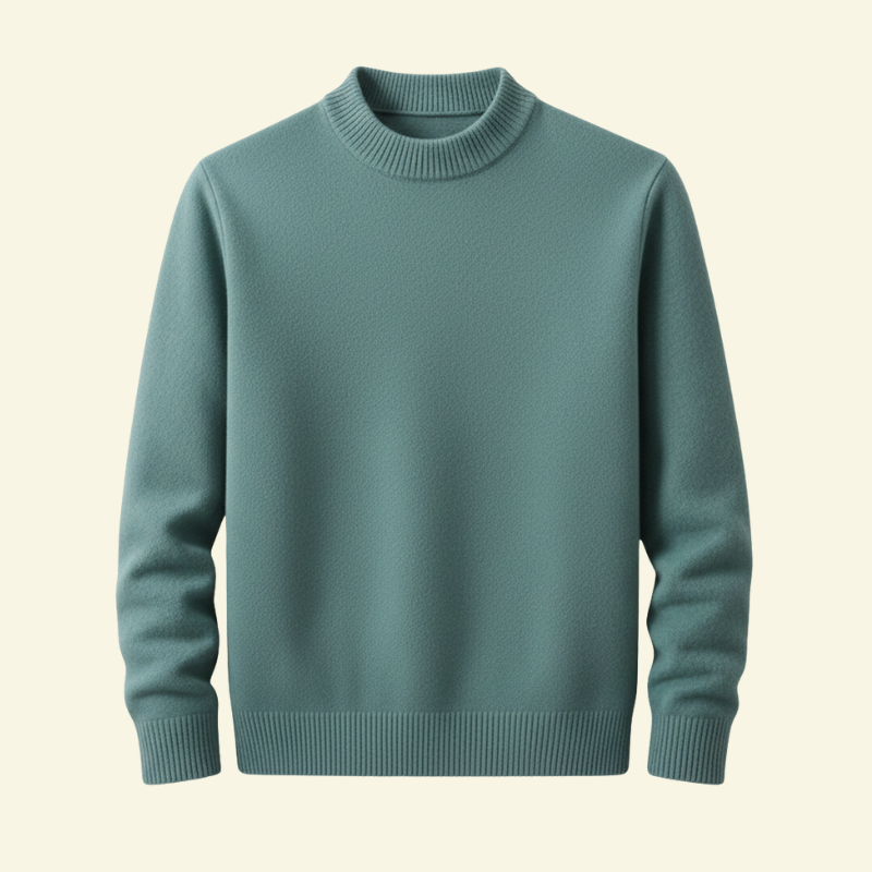 Niebieskoszary męski sweter o klasycznym kroju, ujęcie od przodu.