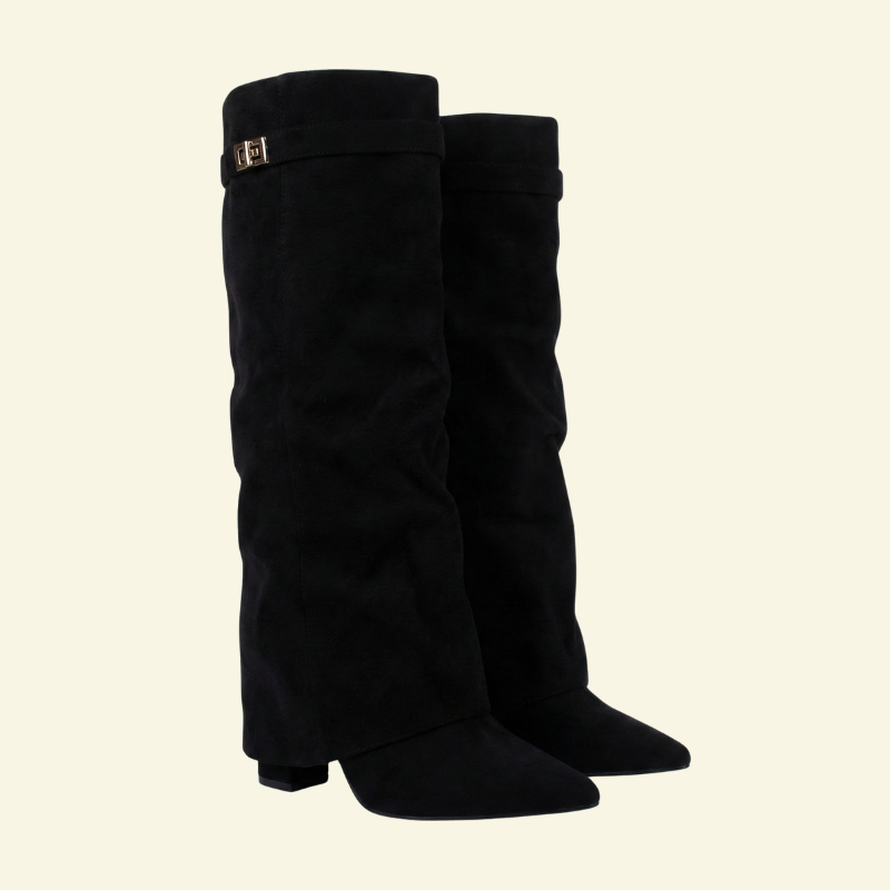 Czarne kozaki damskie do kolana na stabilnym koturnie, zamszowym wykończeniem, spiczasty nosek, jednolita forma