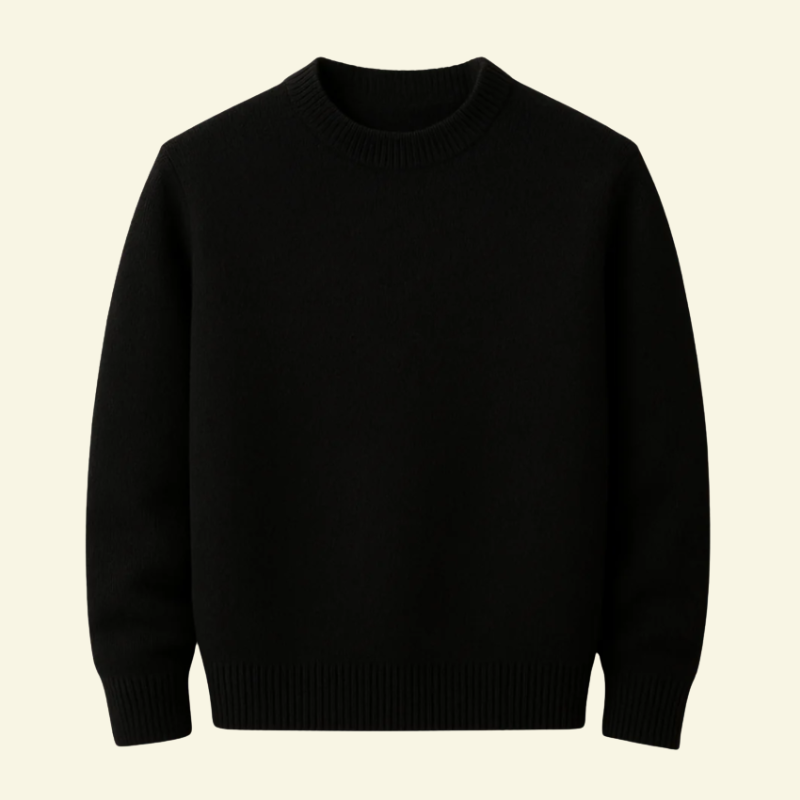 Czarny męski sweter o klasycznym kroju, ujęcie od przodu.