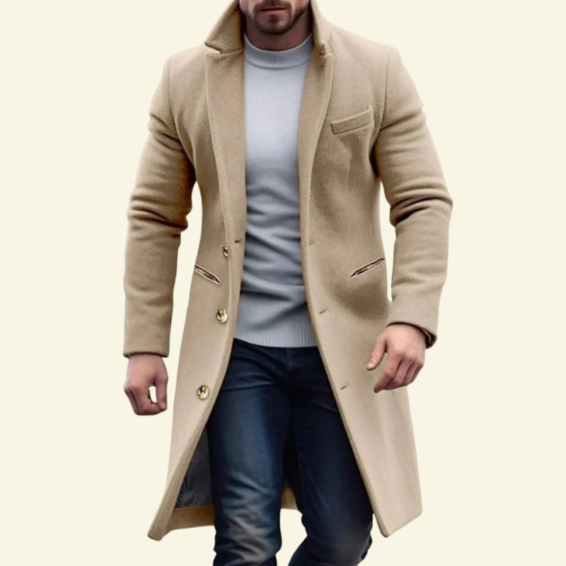 Beżowy płaszcz męski o jednorzędowym kroju, elegancki styl old money — Lubomirske
